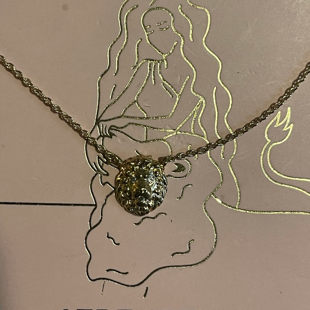 Zodiac Gold Chain (Leo) - Picture 2 of 6